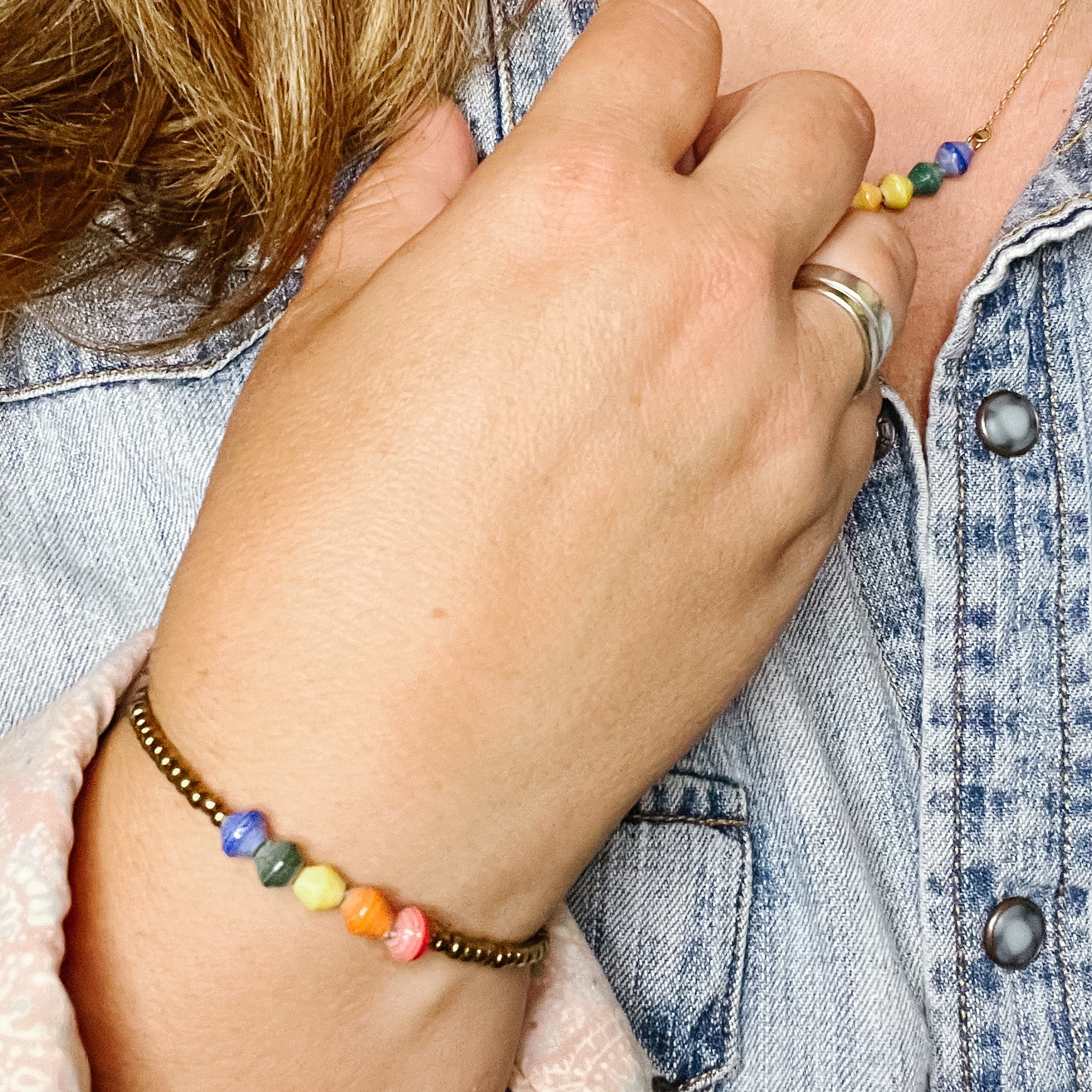 JustOne's simple bracelet with five beads to make a rainbow handmade in Uganda